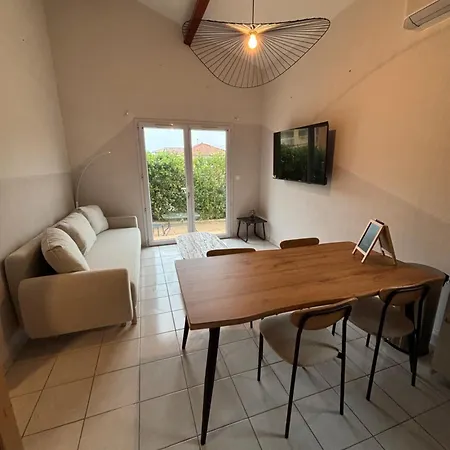 Maison Holiday home *